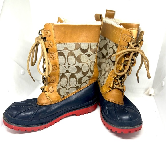COACH Laura Signature Fashionable Rain Boots Size 7B - Picture 3 of 12